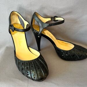 Cole Haan Round Toe Black Woven Leather 4”Heels w/Nike Air Technology Sz.8